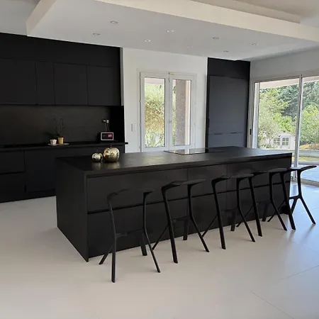 Maison Orchidee Ним