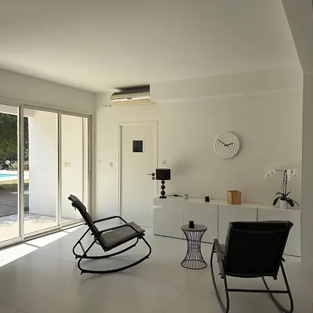 Maison Orchidee Ним
